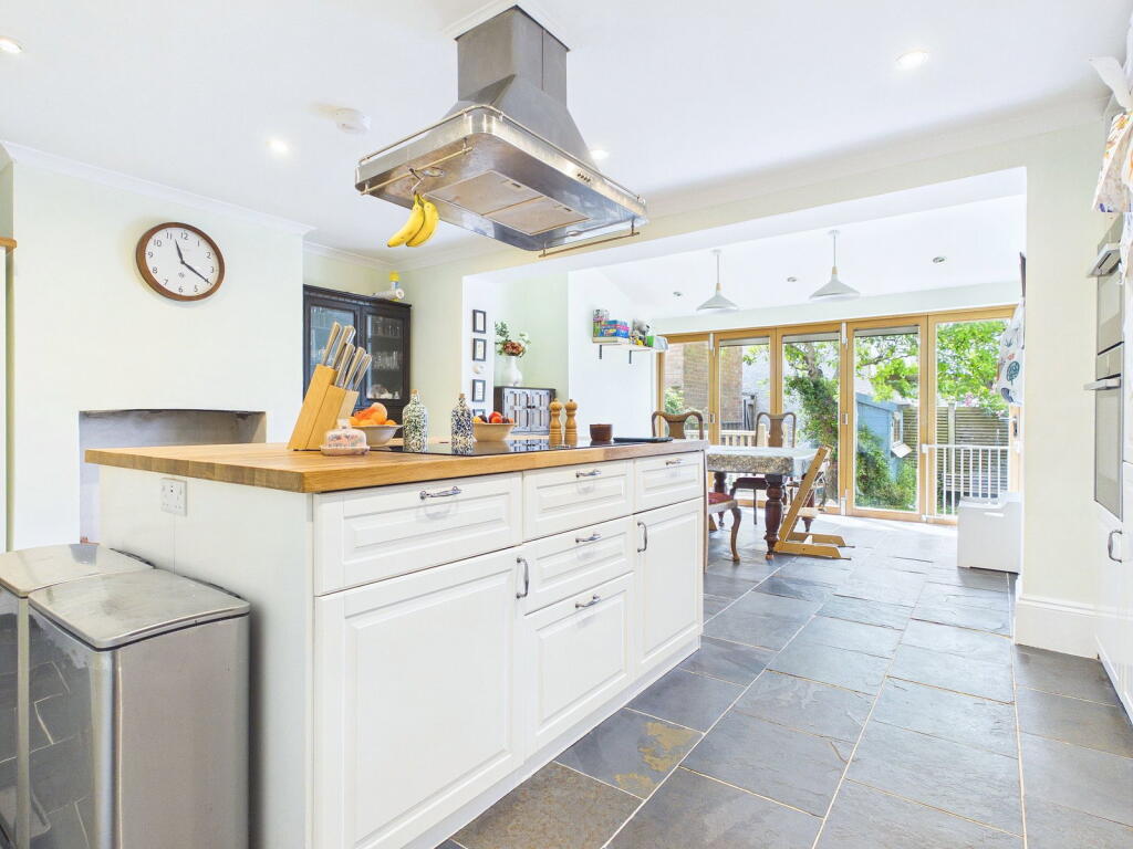 House in Brighton, Hollingdean - View 2
