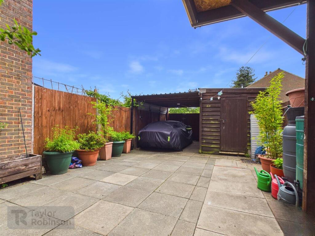 House in Crawley, West Sussex - More