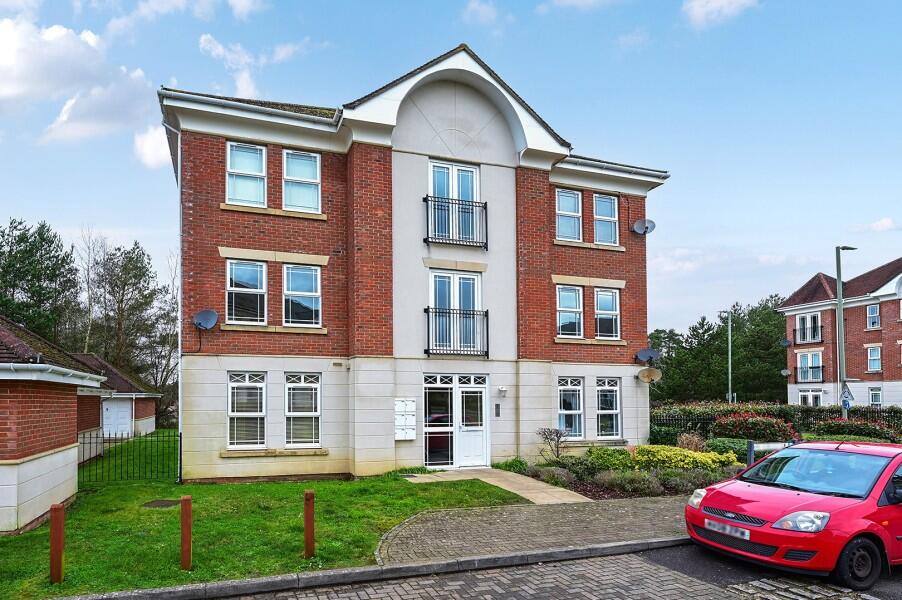 Main image of property: Deepcut