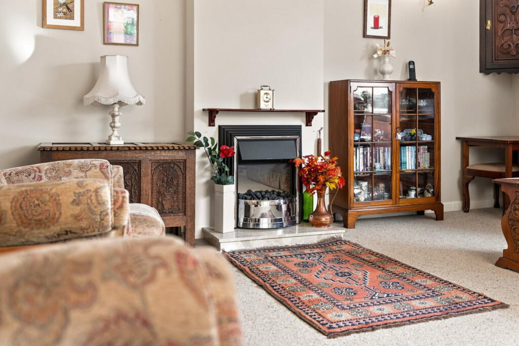 House in Macclesfield, Cheshire East - View 5