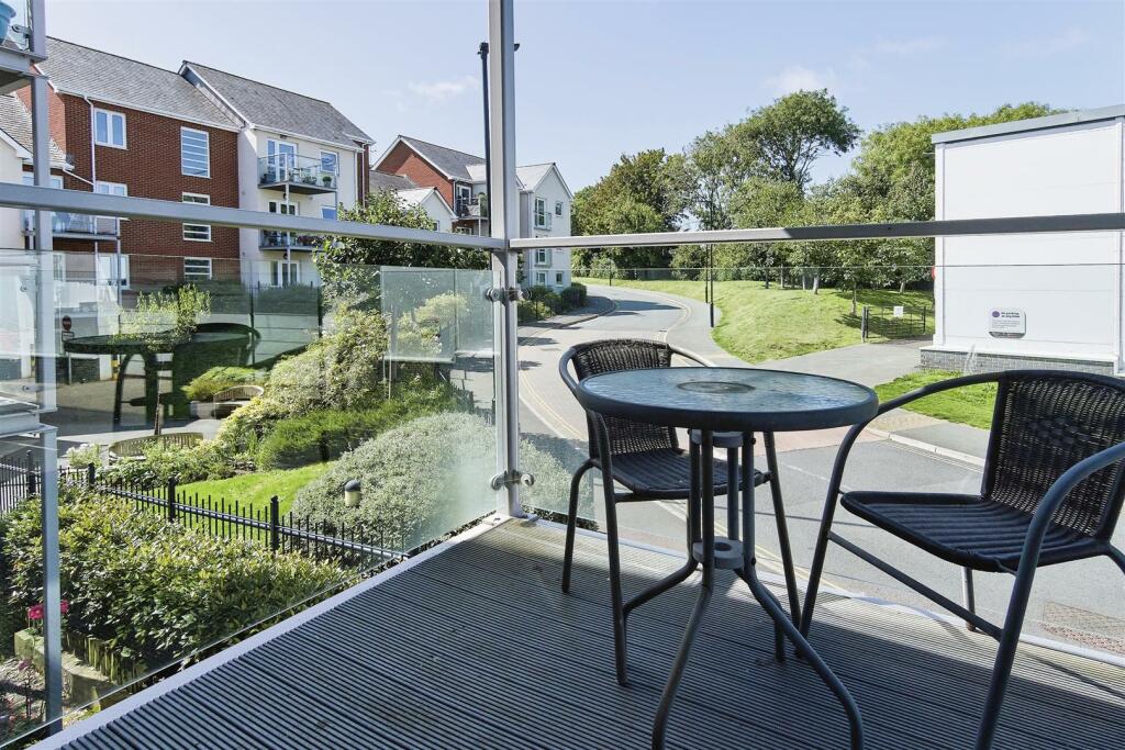 Somers Brook Court, Newport, Isle of Wight photo 3