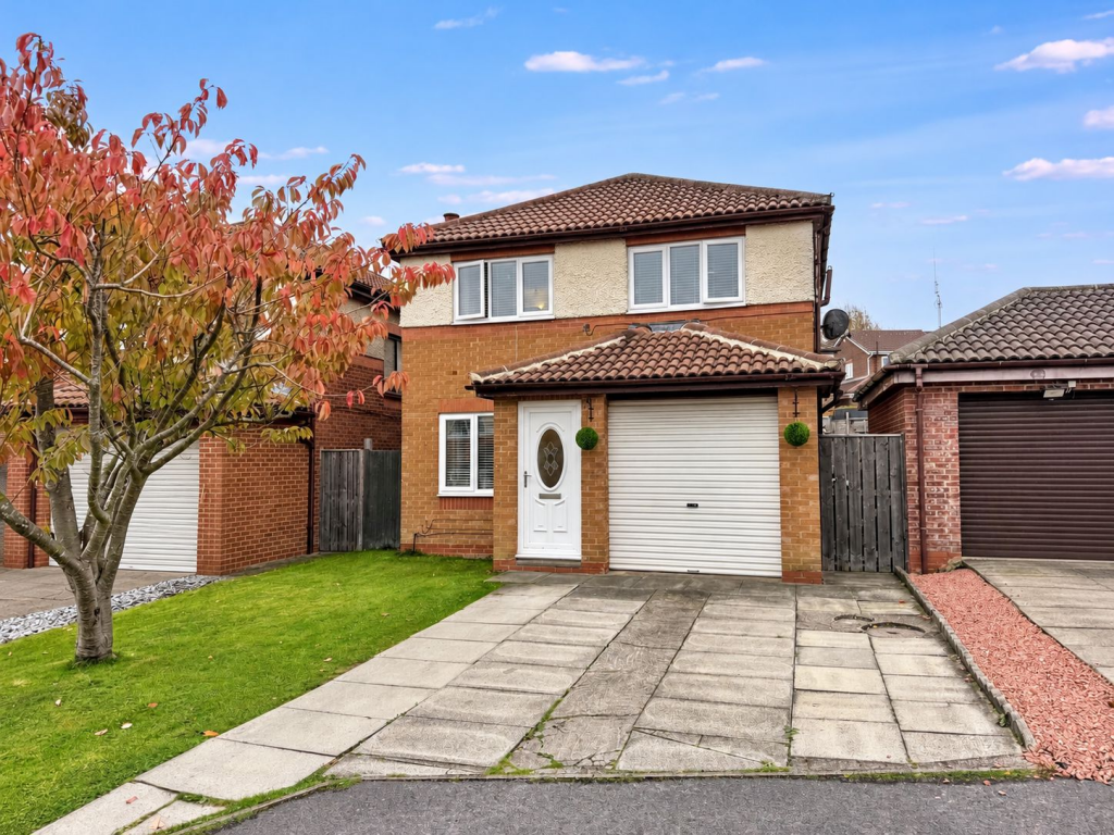 3-bed detached on Brougham Court, Oakerside, Peterlee, Durham, SR8 1PZ, £215,000