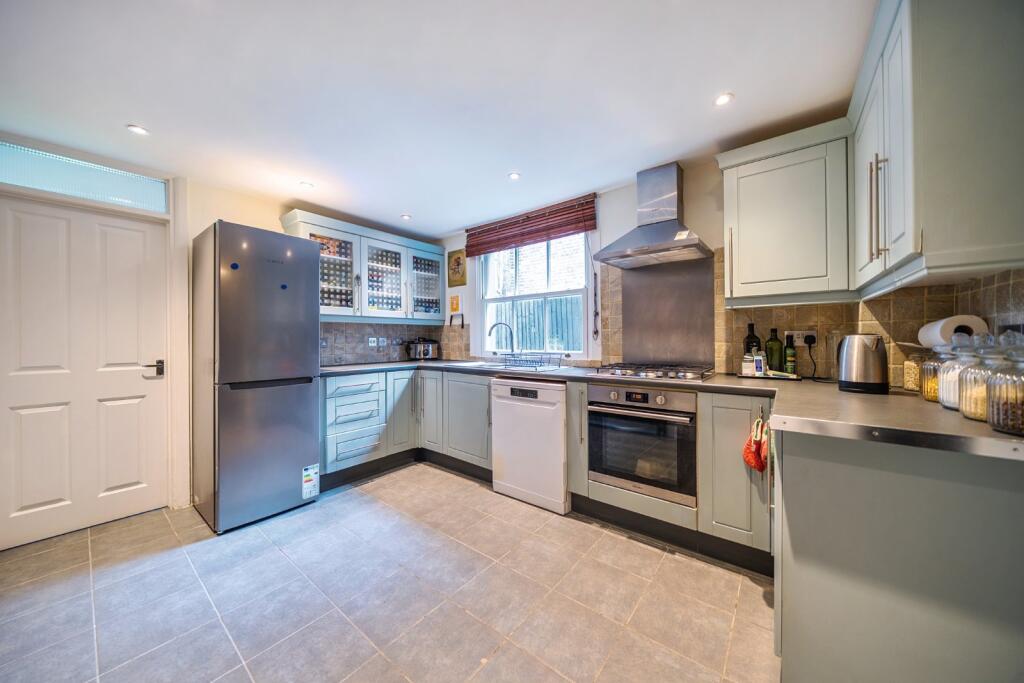 House in London - View 4