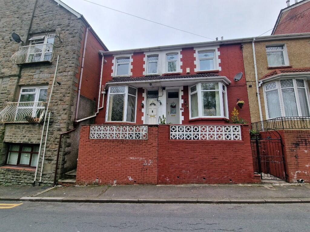 Main image of property: Alma Street, Abertillery, Gwent, Blaenau Gwent, NP13