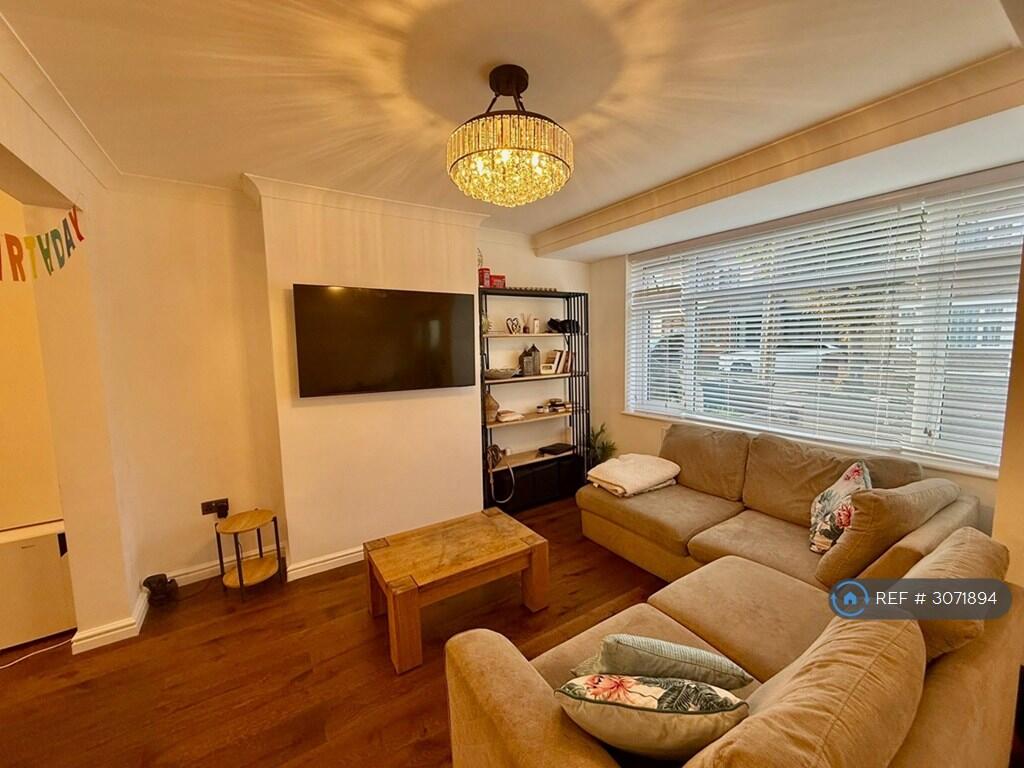 House in London, Becontree Heath - View 3