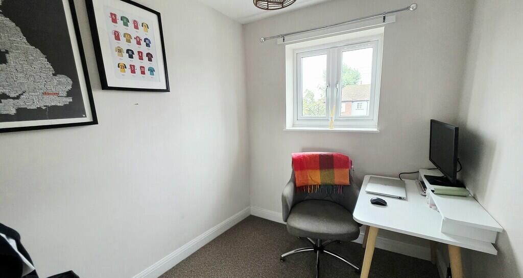 House in Northampton - View 3