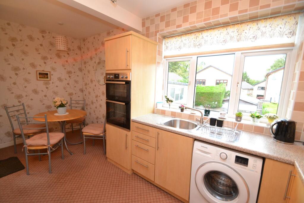 Cyprus Drive, Thackley, – pohled 5