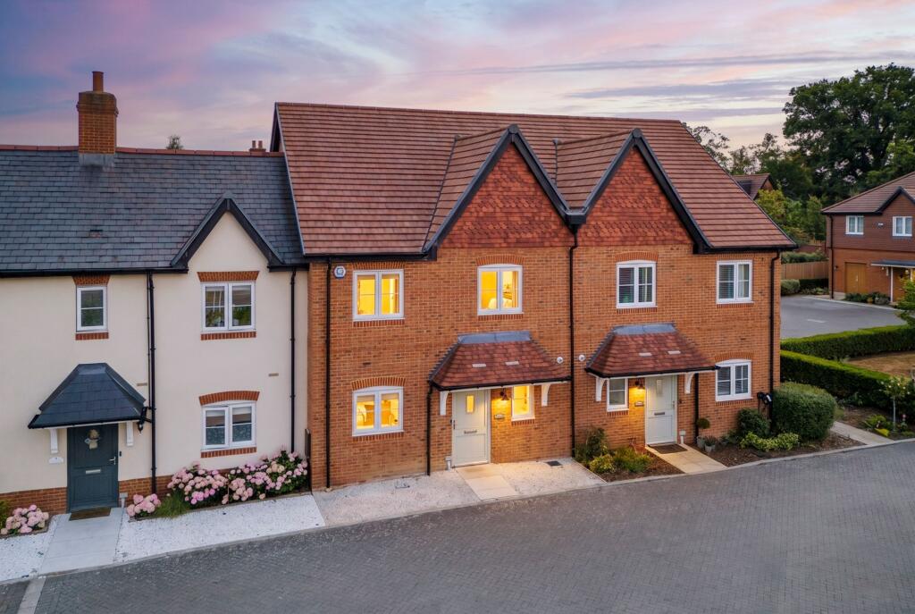 Main image of property: Hazylwood, Wokingham, RG40