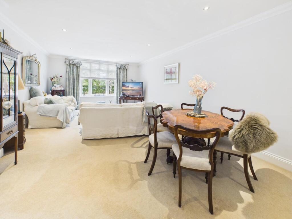 Apartment in Lincoln - More
