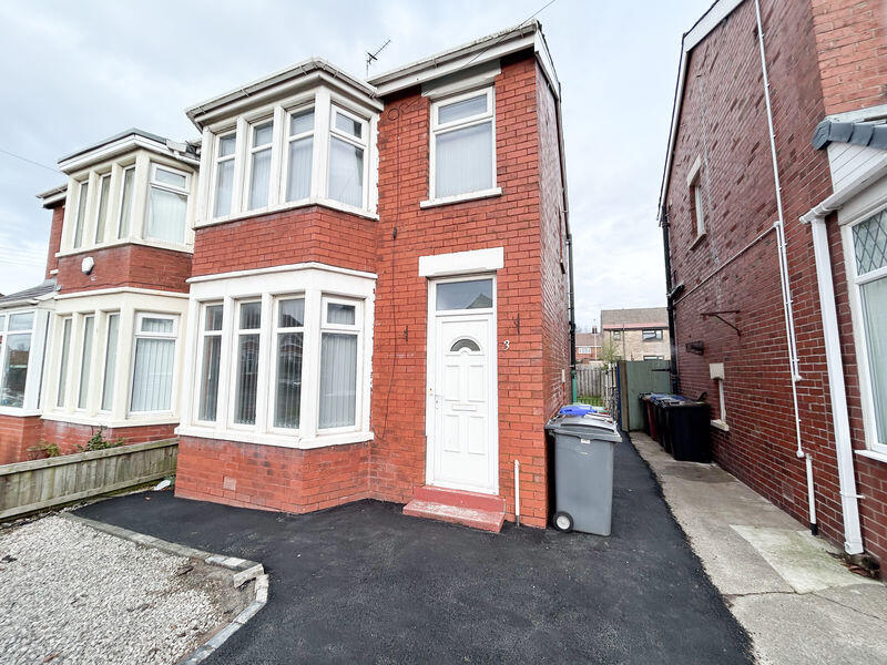 3 Beckway Avenue, Blackpool, FY3 8JY photo 2