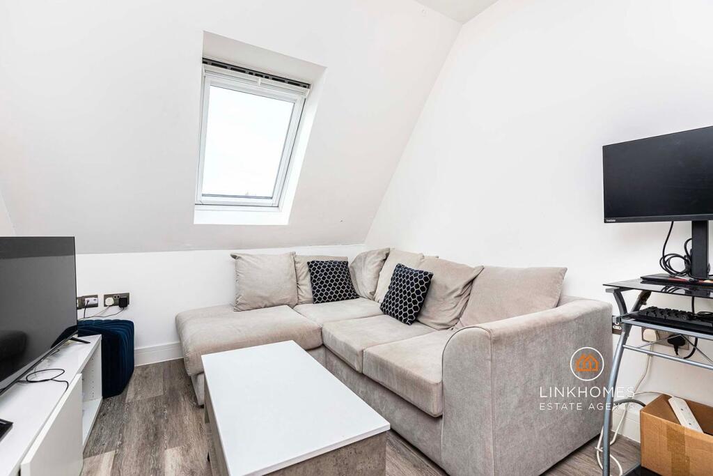 Apartment in Bournemouth - More