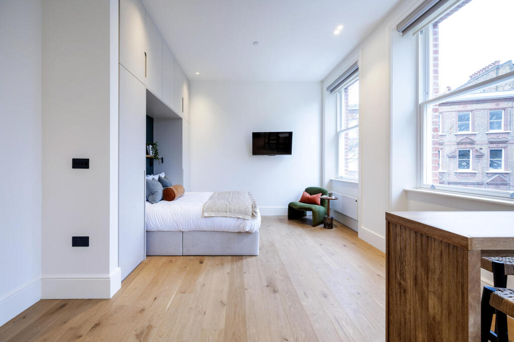 Main image of property: 42 Nevern Square