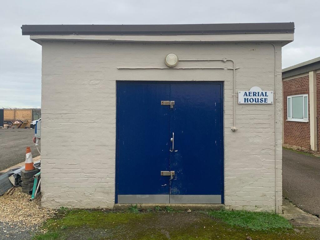 Main image of property: Weald Street, Bampton, OX18