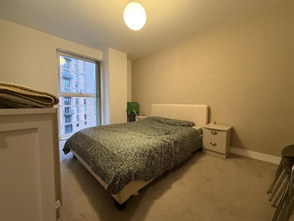 Apartment in Manchester - View 5