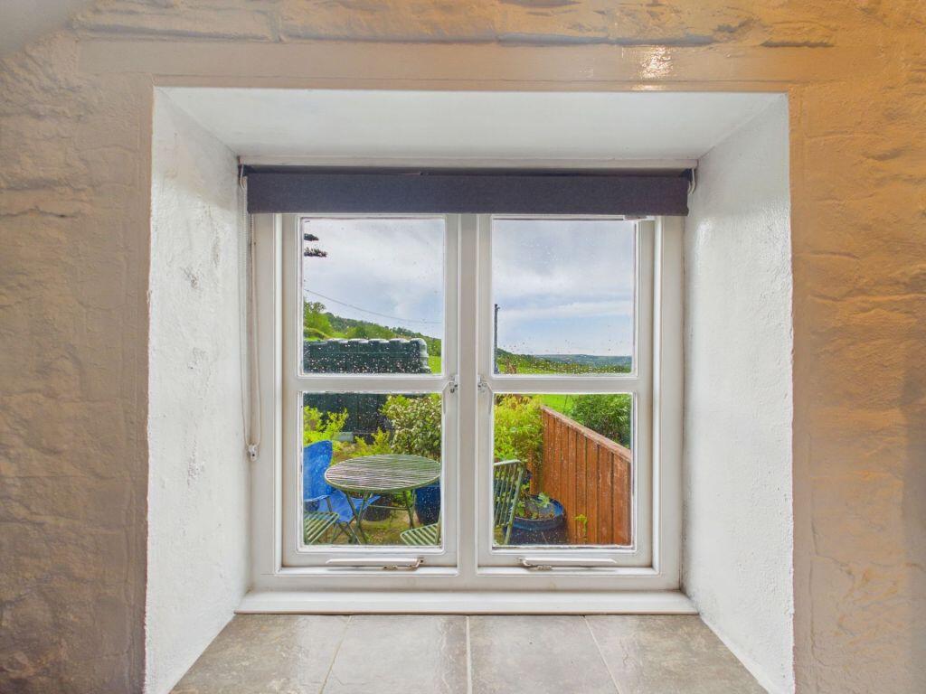 2 Hard Struggle Cottages, Eskdaleside - View 4
