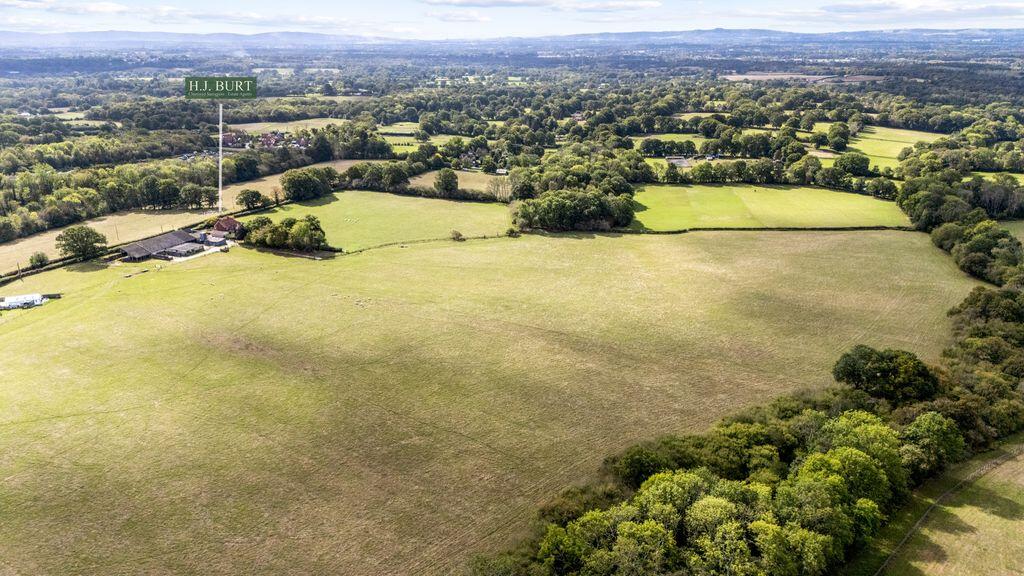 House in Horsham, Copsale - View 4