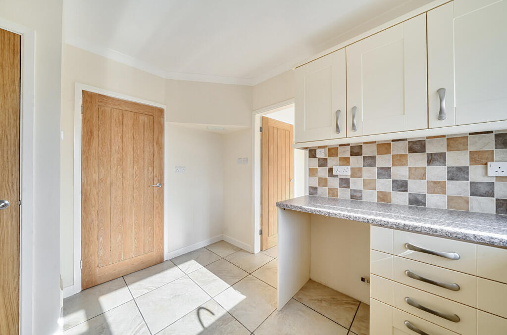 House in Newtown, Penygloddfa - View 4