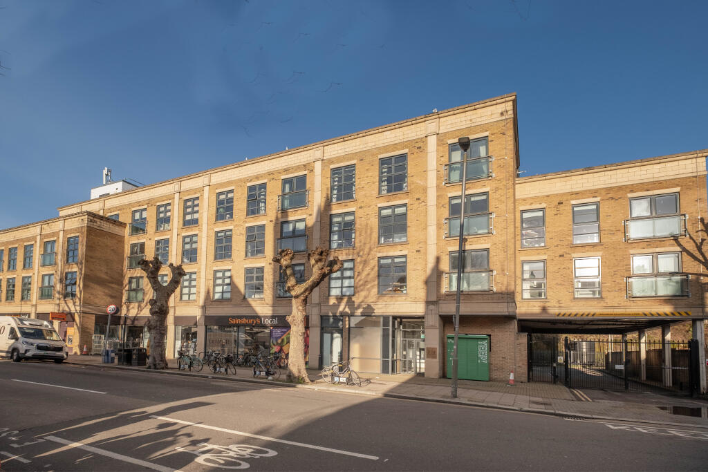 278 Magdalen Road, London, SW18 photo 2