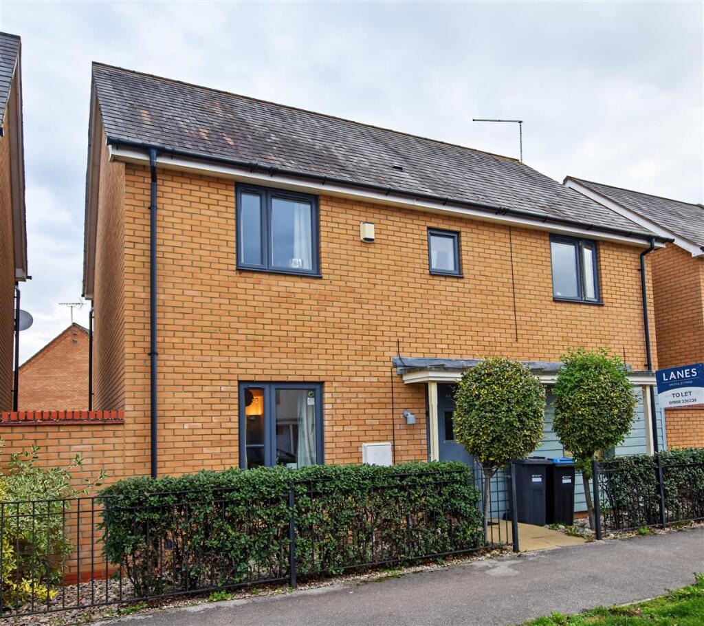 Main image of property: Selkirk Drive, Oakridge Park, Milton Keynes, MK14