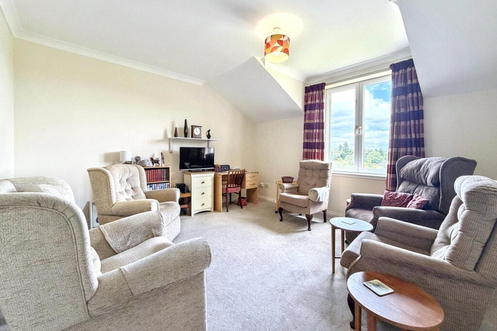 Apartment in Motherwell - View 3