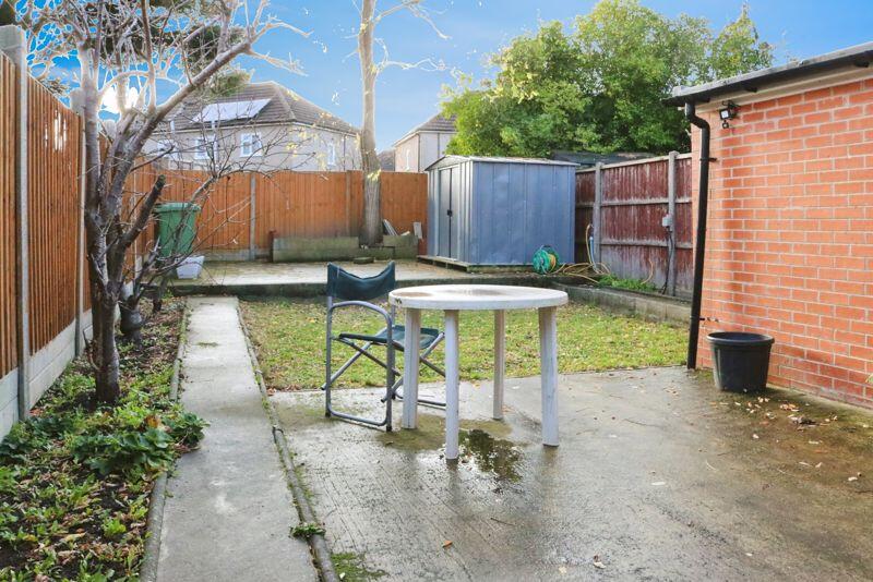 Mead Avenue, Langley photo 2
