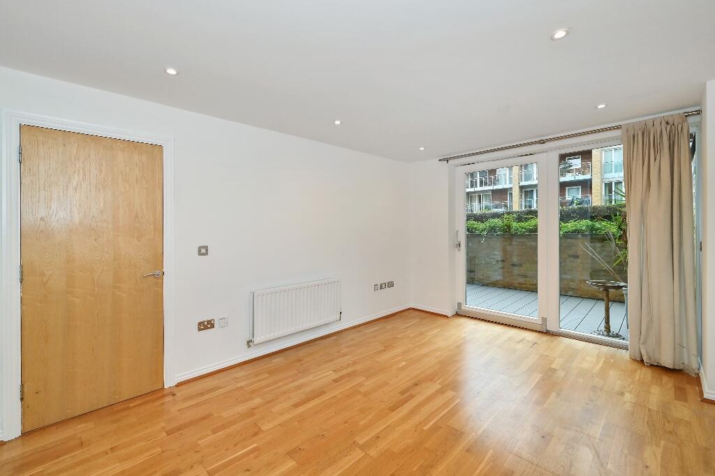 Apartment in London - More
