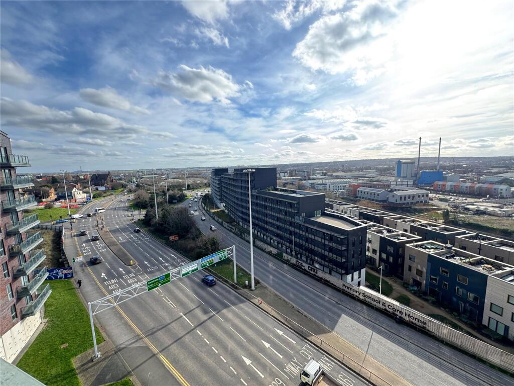 Main image of property: Echo Central, Leeds, LS9