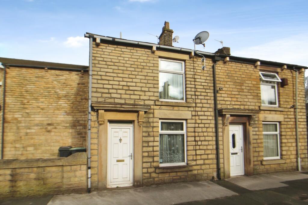 Main image of property: Charlestown Road, Glossop, Derbyshire, SK13