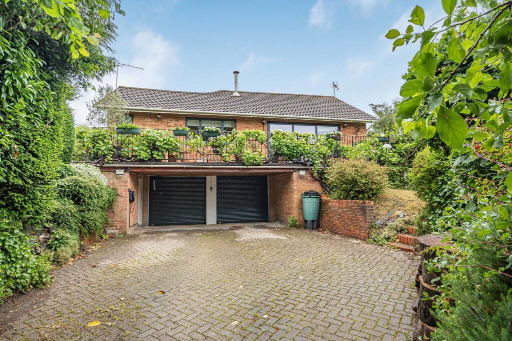 Main image of property: Manor Road, Aldershot, Hampshire, GU11