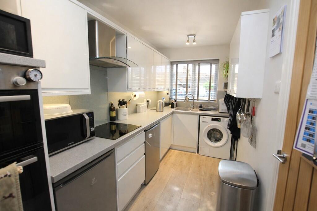 Barn Court, Lower Hall Lane , Clutton photo 5