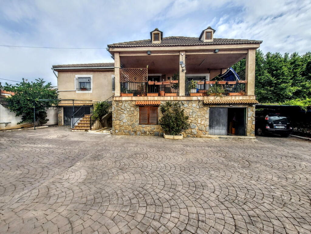 Main image of property: Valencia, Valencia, Catadau