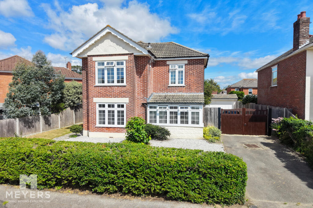 Main image of property: Avon Road West, Christchurch, BH23 2