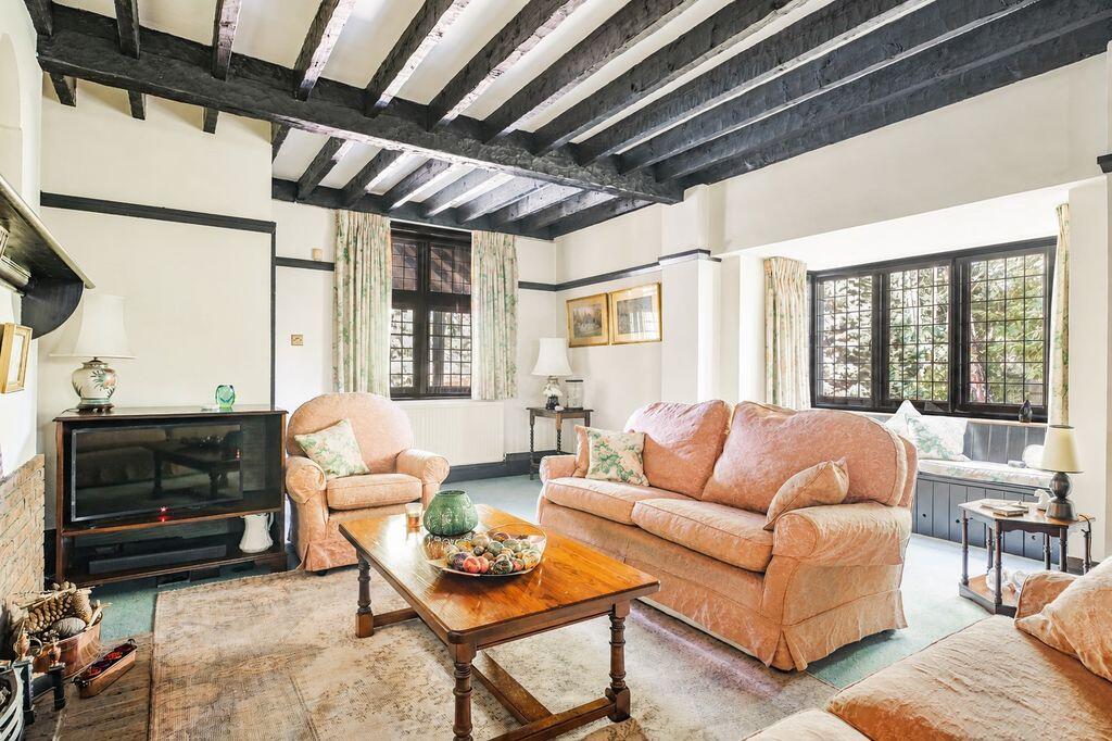 House in Reigate and Banstead, Chipstead - View 5