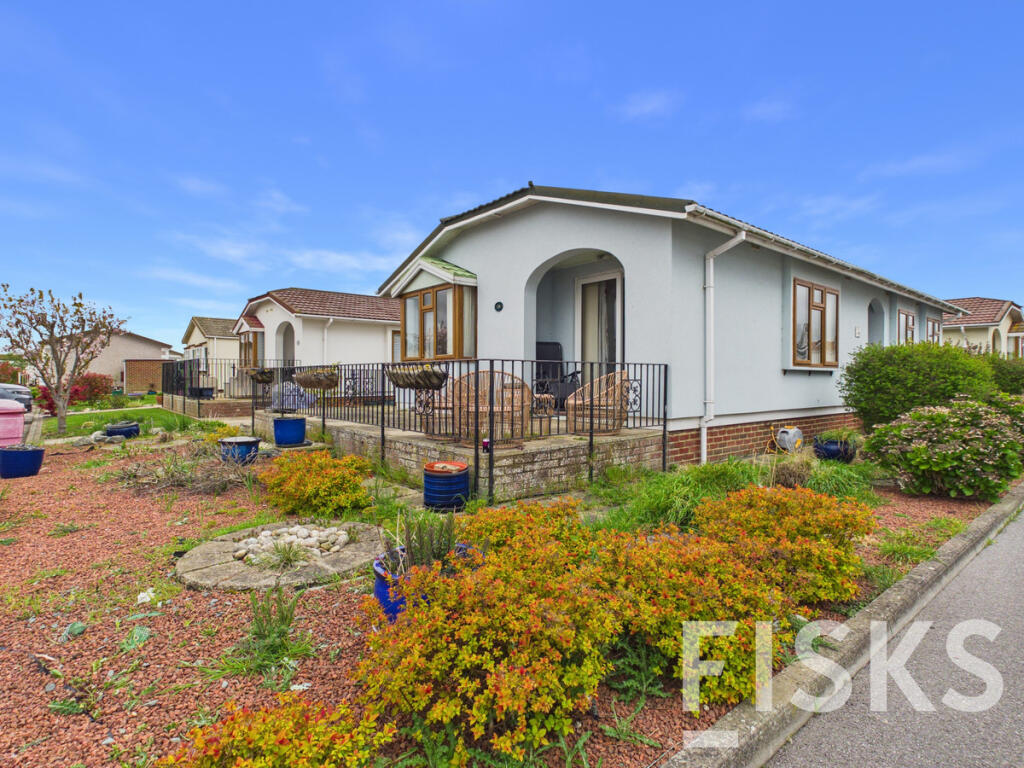 Main image of property: Creek Road, Canvey Island, SS8
