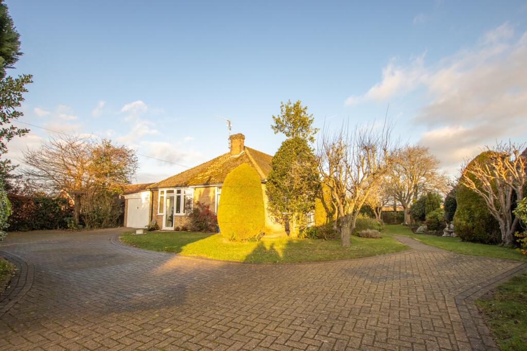 3-bed bungalow on Station Road, Dersingham, £400,000