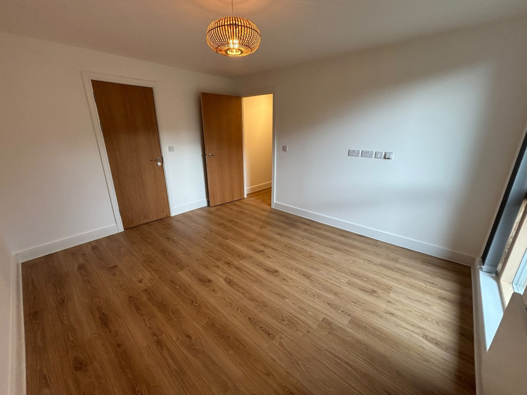 Apartment in Warrington - More