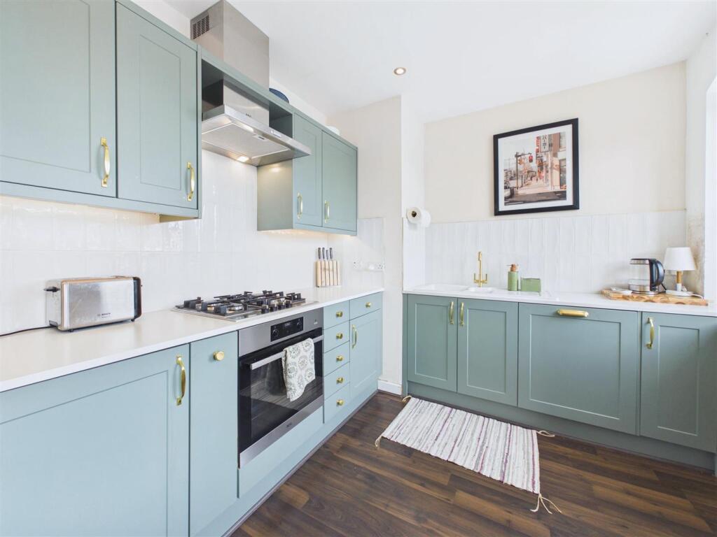 Apartment in Sheffield - More