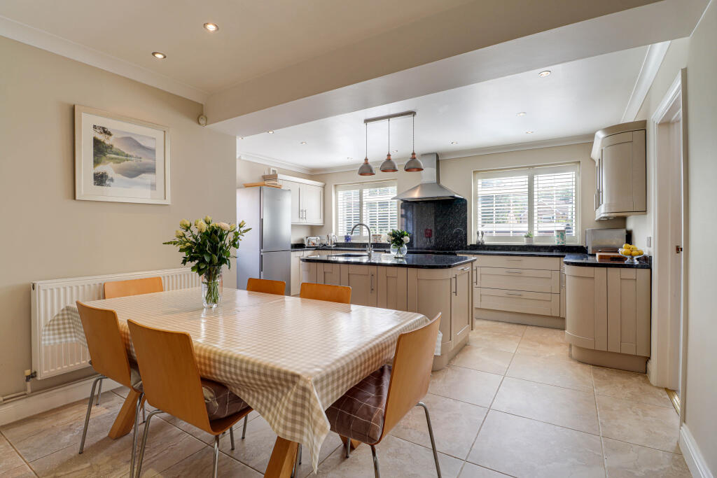 House in Harpenden, Roundwood - View 4