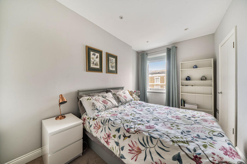 Apartment in London - View 4