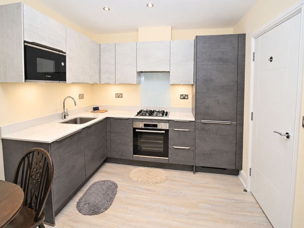 Apartment in St Albans - View 2