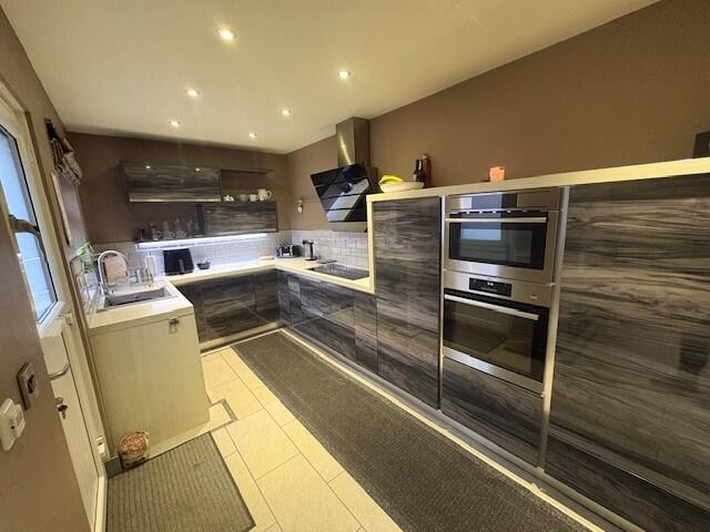 Additional image 8 of 54 Skipton Road, Earby BB18 6QB