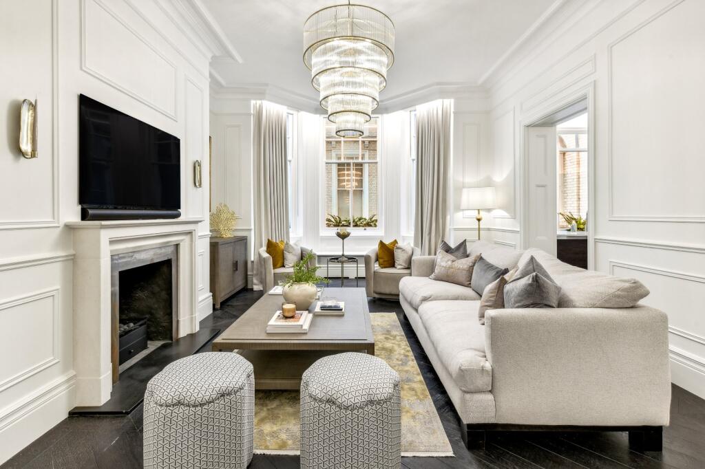 Apartment in London, City of Westminster - View 2