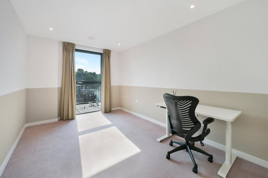 Apartment in London - View 4