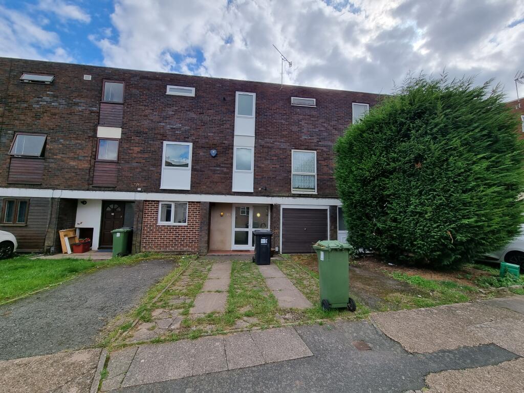 Main image of property: 90 Shrubland Street, Leamington Spa