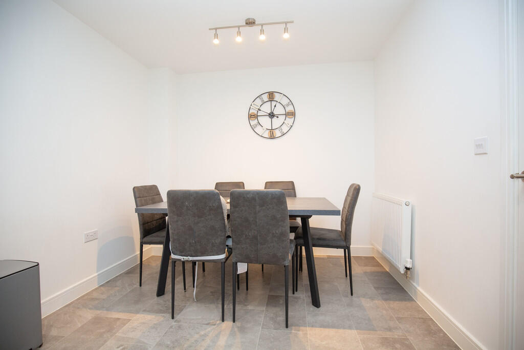 Rocheford Way, Grendon photo 4