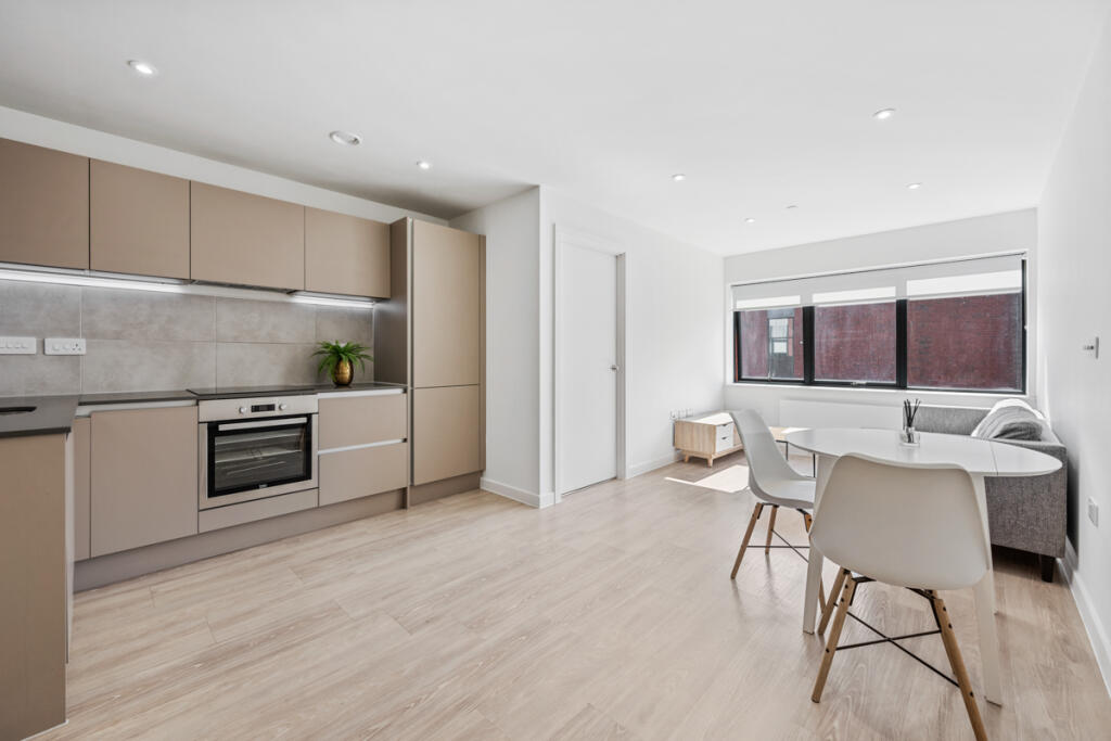 Apartment in Exeter - View 4