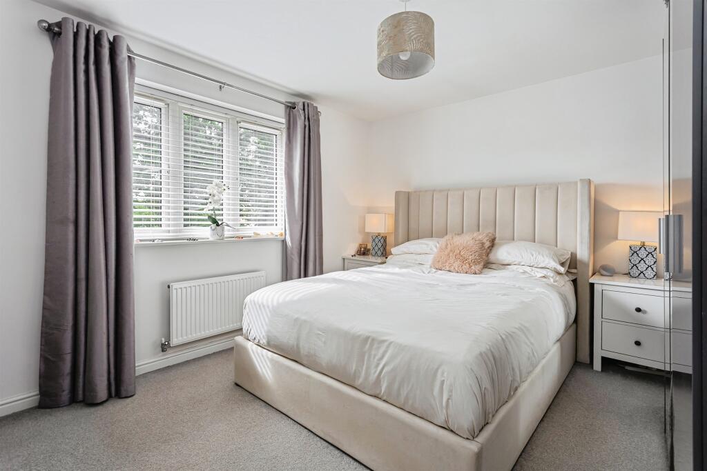 House in Mid Sussex, World's End, Burgess Hill - View 5