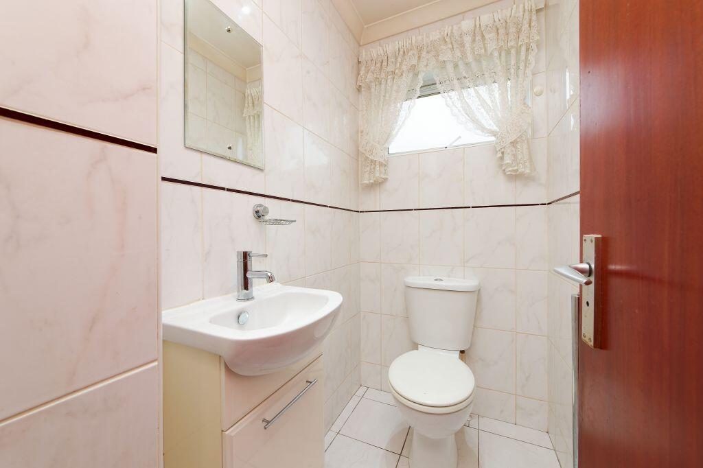 House in Paisley - View 5