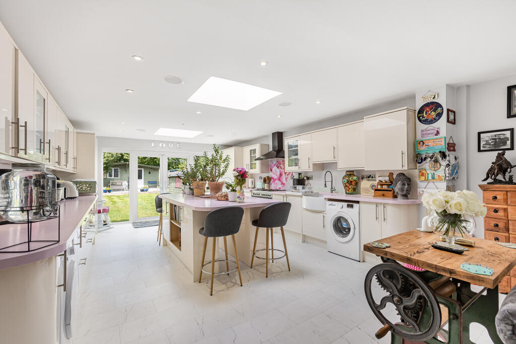 House in Hatfield, Hatfield Garden Village - View 2
