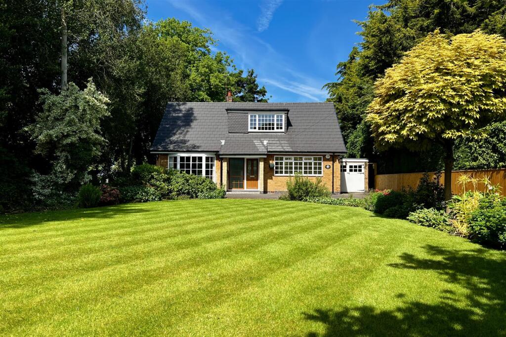 Main image of property: Yorkshire Side, Eastoft